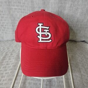 St. Louis Cardinals adjustable One Size Fits all baseball cap raised embroidere